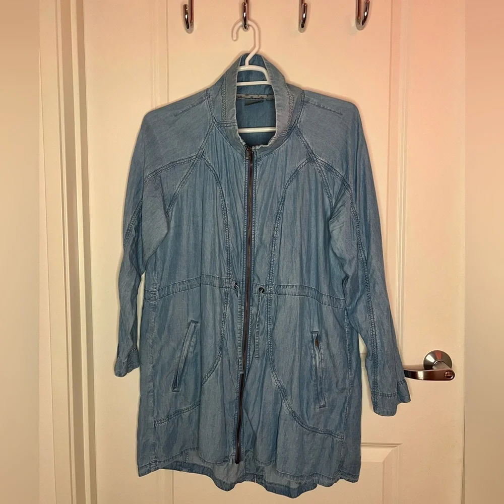 XL Athleta Chambray Jacket - Picture 5 of 6